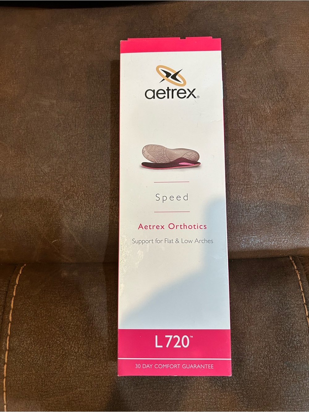 Aetrex Speed Orthotics in White and Bright Pink